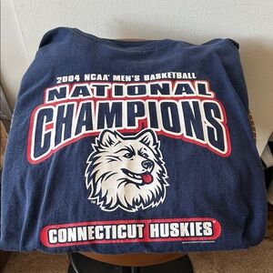 Vintage UCONN Basketball Navy Blue National Champions T-Shirt